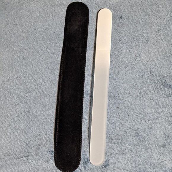 🆕 7.5" White Czech Crystal Nail File W/BEAUTIFUL PINK & ORANGE SWARO… - Picture 2 of 6